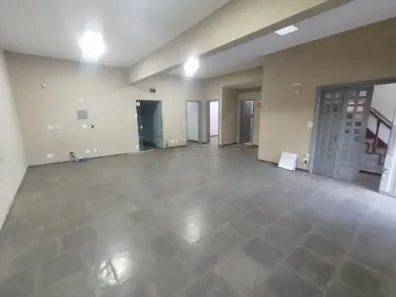 Ponto Comercial para alugar, 600m² no Parque Industrial Tancredo Neves, São José do Rio Preto