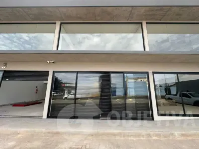 Ponto Comercial para alugar, 151m² no Santa Mônica, Uberlândia