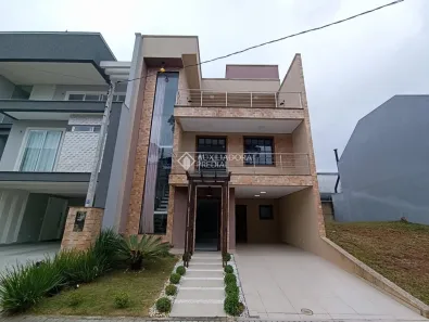 Sobrado com 4 Quartos à venda, 203m² no Iná, São José dos Pinhais