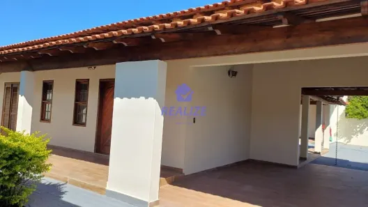 Casa com 3 Quartos à venda, 600m² no Parque Residencial Brabância I, Avaré