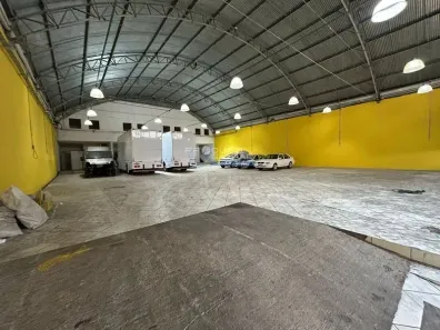Galpão/Depósito/Armazém para alugar, 700m² no Silveira, Santo André