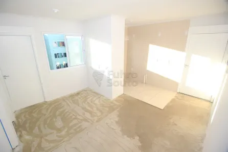 Apartamento com 2 Quartos para alugar, 40m² no Três Vendas, Pelotas