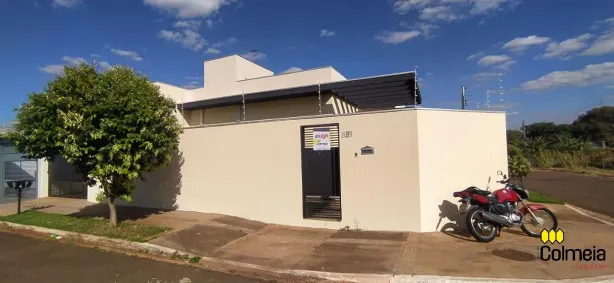 Casa com 2 Quartos para alugar, 72m² no Água Limpa Park, Campo Grande