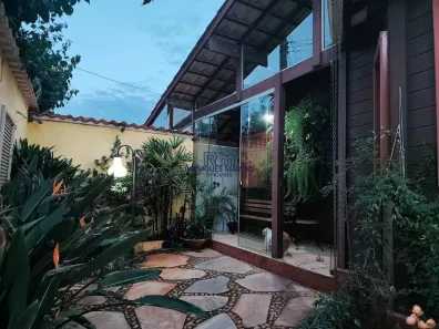 Casa com 3 Quartos à venda, 115m² no Vale do Sol, Nova Lima