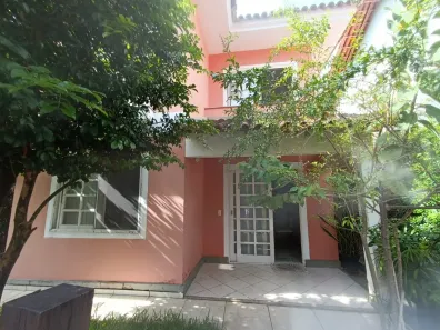 Casa de Condomínio com 4 Quartos à venda, 220m² no Vargem Pequena, Rio de Janeiro