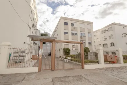 Apartamento com 2 Quartos à venda, 59m² no Passo da Areia, Porto Alegre