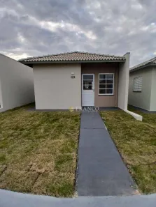 Casa de Condomínio com 2 Quartos para alugar, 45m² no Distrito Industrial do Una II, Taubaté