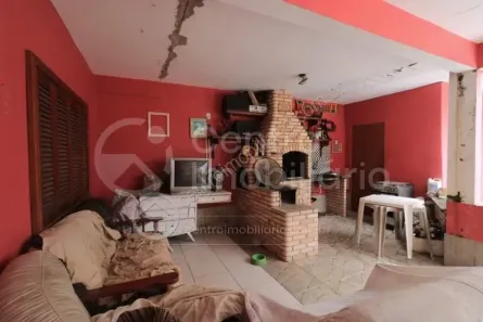 Casa com 3 Quartos à venda, 160m² no Jardim Veneza, Peruíbe