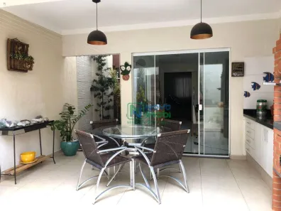 Casa com 3 Quartos à venda, 172m² no Jardim Caxambu, Piracicaba