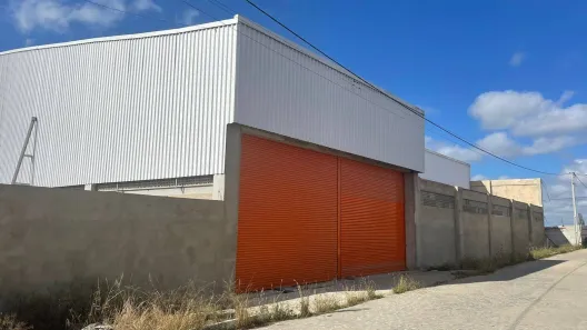 Prédio Comercial à venda, 2000m² no , Bezerros