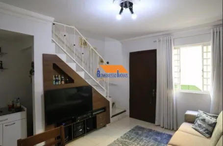 Casa com 2 Quartos à venda, 55m² no Fernão Dias, Belo Horizonte
