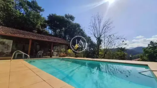 Casa com 6 Quartos à venda, 531m² no Itaipava, Petrópolis