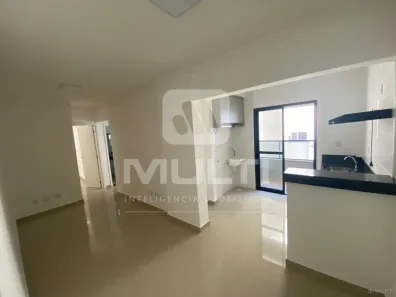 Apartamento com 2 Quartos para alugar, 55m² no Martins, Uberlândia