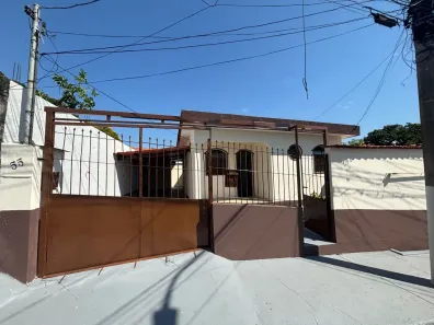 Casa com 2 Quartos para alugar, 94m² no Angola, Betim