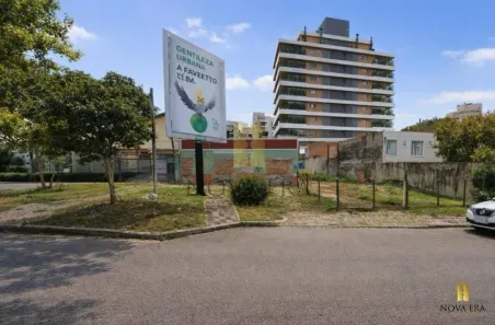 Lote/Terreno à venda, 675m² no Água Verde, Curitiba