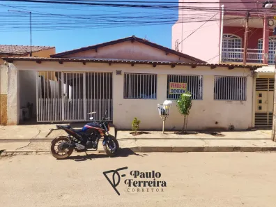 Casa com 3 Quartos à venda, 200m² no Vila São José, Brasília