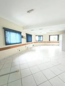 Ponto Comercial para alugar, 198m² no Jardim Brasil, Atibaia