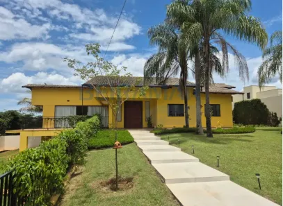 Casa de Condomínio com 3 Quartos à venda, 300m² no Setor Habitacional Jardim Botânico, Brasília