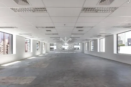 Sala Comercial para alugar, 218m² no Jardim Europa, São Paulo