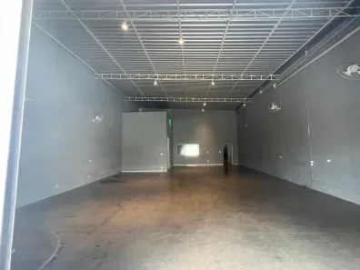 Ponto Comercial para alugar, 230m² no Jardim Itaguaçu, Salto