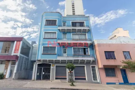 Sala Comercial para alugar, 131m² no Rebouças, Curitiba
