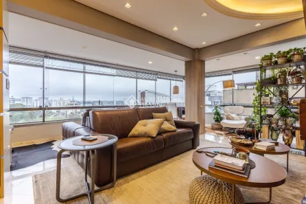 Apartamento com 3 Quartos para alugar, 202m² no Centro, Canoas