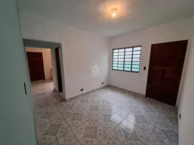 Casa com 2 Quartos para alugar, 220m² no Vila Assis Brasil, Mauá