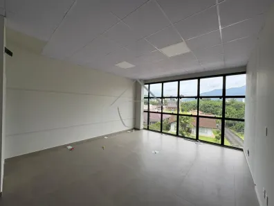 Sala Comercial para alugar, 36m² no Vila Nova, Jaraguá do Sul