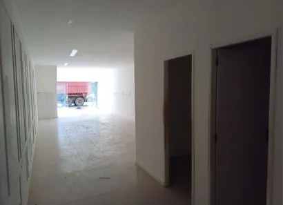 Imóvel Comercial com 1 Quarto para alugar, 100m² no Umarizal, Belém
