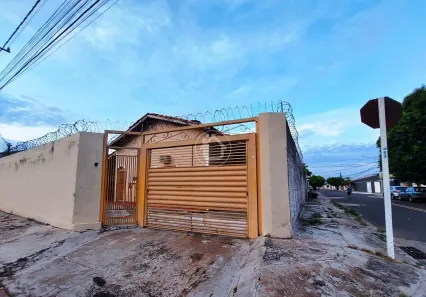 Casa com 2 Quartos à venda, 50m² no Tiradentes, Campo Grande