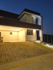 Casa de Condomínio com 4 Quartos à venda, 204m² no Jardins Capri, Senador Canedo
