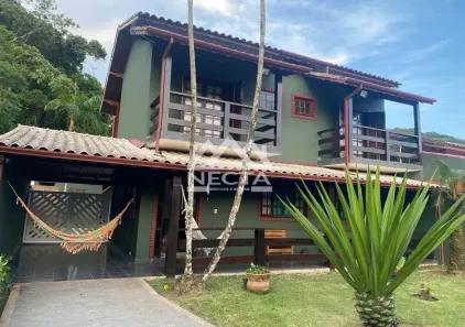 Casa de Condomínio com 2 Quartos à venda, 99m² no Verde Mar, Caraguatatuba