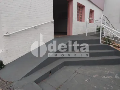 Imóvel Comercial com 1 Quarto para alugar, 120m² no Centro, Uberlândia