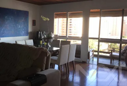 Apartamento com 3 Quartos para alugar, 210m² no Cambuí, Campinas