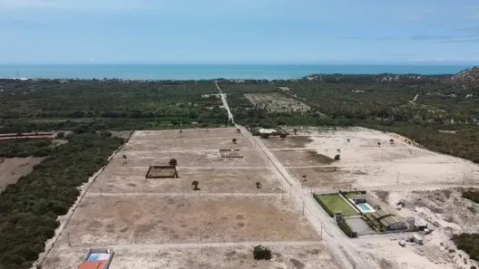 Lote/Terreno à venda, 396m² no Jacaúna, Aquiraz