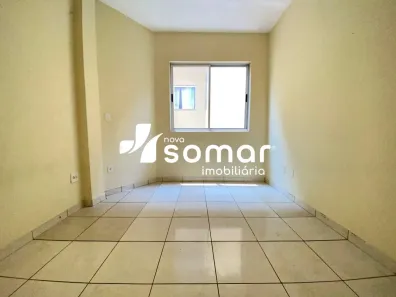 Apartamento com 3 Quartos para alugar, 80m² no Orion, Divinópolis