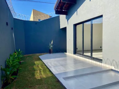 Casa com 3 Quartos à venda, 198m² no Santa Maria, Uberaba