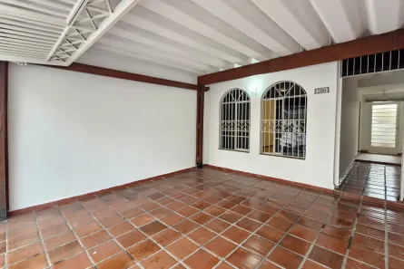 Sobrado com 3 Quartos à venda, 139m² no Jardim Santa Inês, São Paulo