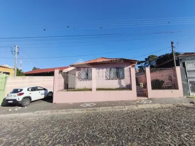 Casa com 3 Quartos à venda, 136m² no Orfãs, Ponta Grossa