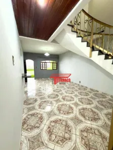 Sobrado com 3 Quartos à venda, 315m² no Vila Vitória, Santo André