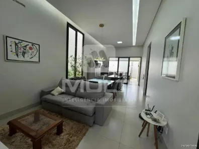 Casa com 3 Quartos à venda, 170m² no Aclimação, Uberlândia