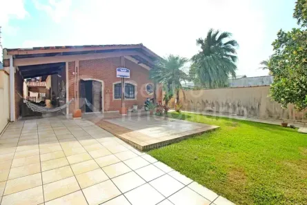 Casa com 3 Quartos à venda, 138m² no Cidade Nova Peruíbe, Peruíbe