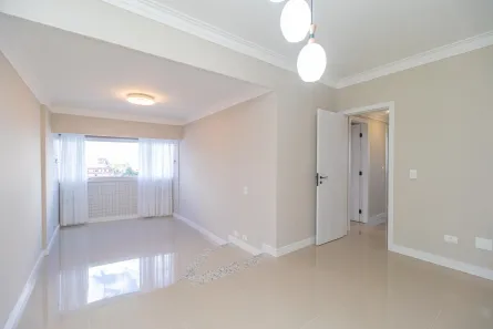 Apartamento com 3 Quartos para alugar, 87m² no Cristo Rei, Curitiba
