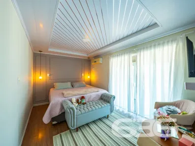 Sobrado com 3 Quartos à venda, 160m² no Pinheiros, Balneário Barra do Sul