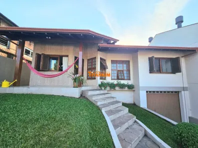 Casa com 2 Quartos à venda, 180m² no Petrópolis, Novo Hamburgo