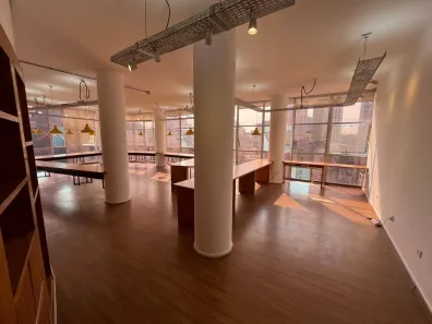 Sala Comercial para alugar, 78m² no Sé, São Paulo