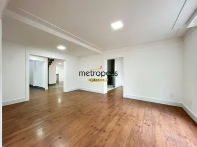 Prédio Comercial para alugar, 467m² no Cerâmica, São Caetano do Sul
