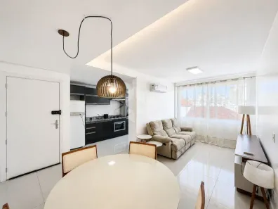 Apartamento com 2 Quartos para alugar, 67m² no Menino Deus, Porto Alegre