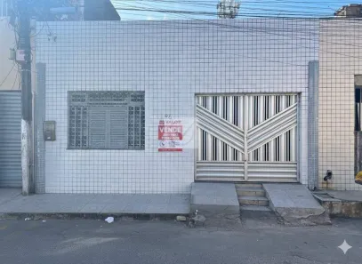 Imóvel Comercial com 3 Quartos à venda, 138m² no Industrial, Aracaju