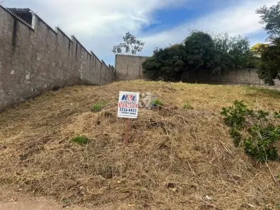 Lote/Terreno à venda, 360m² no Jardim Inconfidência, Uberlândia